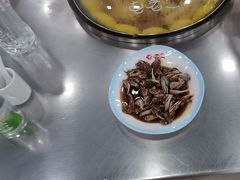 -屯老二农家铁锅炖·行业领军者(梅江店)