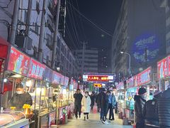 -正宁路小吃夜市