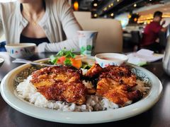 -大头虾越式风味餐厅(光明广场店)