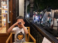 -猫的天空之城概念书店(杭州南宋御街店)