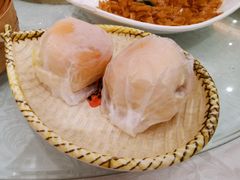 一口猪扒包-坚记酒家·佛山老字号·顺德鱼生标准示范店