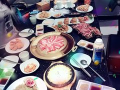 -猪啊牛呀羊啊铜盘烤肉(正大广场店)