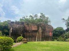 -广州莲花山旅游区
