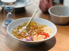 -蜜桃餐厅·伴山(湖滨商业街店)