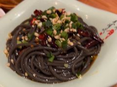 -何师傅美蛙鱼头(汉街店)