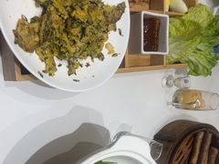 -小渔莊•地道胶东菜(旅游路万象省博物馆店)