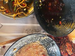 -巴厘龙虾·榜首油焖大虾(音乐学院·沿江酒馆店)