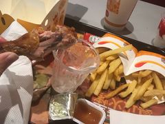 -BHC炸鸡(明洞总店)