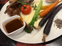 -WOLFGANG PUCK KITCHEN & BAR(迪士尼小镇店)