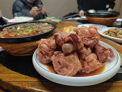 -东北哈尔滨酱骨头馆房掌柜铁锅炖