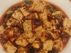 -渝信川菜 · 川味家常菜(财富购物中心店)