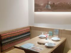 -蜜桃餐厅·伴山(湖滨商业街店)