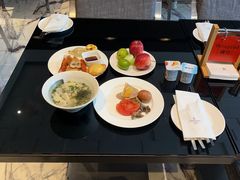-上海漕河泾万丽酒店