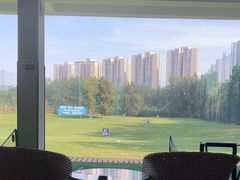 -北京鸿华高尔夫练习场