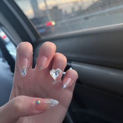 -情同手足美甲美睫
