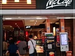 门面-麦当劳(汉口火车站候车室店)