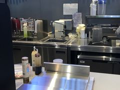 -瑞幸咖啡(凤凰海负一楼美食街店)