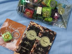 -VENCHI 闻绮(北京国贸商城店)