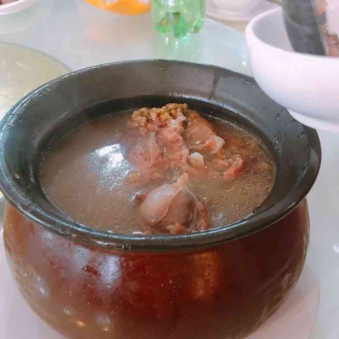 双凤煲汤王-"今天朋友叫吃饭,听朋友说这家还不错,于是.