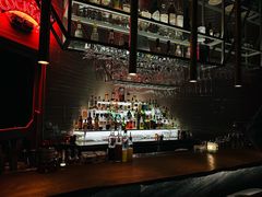 -FOUR PLAY BAR