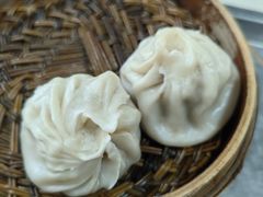 鲜肉小笼-绿杨馄饨临顿路店