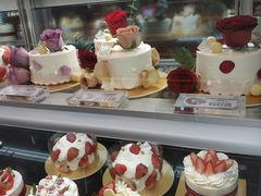 -花花卷卷·鲜食蛋糕(静安久光百货店)