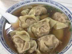 半菜半肉-古徽州馄饨店(宝安路店)