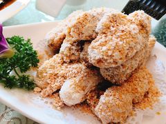 -河畔春天时尚餐厅