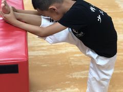 -嗨动跆拳道体能馆(菜百店)