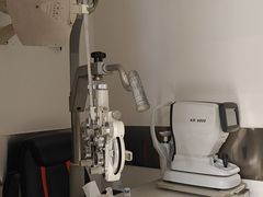 -博士眼镜(东莞东湖花园店)