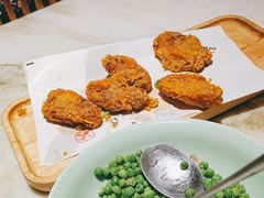 -弄堂里(西溪龙湖天街店)