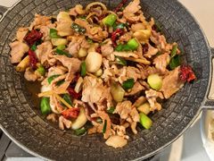 -宣威年猪饭·二十年云南家常菜·特色小炒肉·春季鲜花野菜上新(尚邻雅苑店)