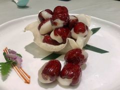 红衣少女-蝶园·装修中(BFC外滩金融中心店)