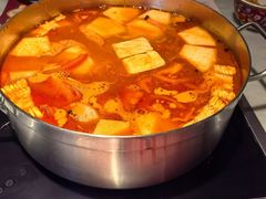 -尚尚仙·酸汤猪手·猪肚鸡火锅(华联万柳购物中心店)