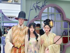 -燕莎奥特莱斯购物中心