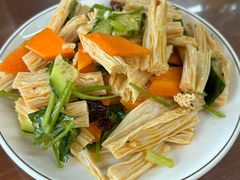 -东北四季饺子王(华山路店)