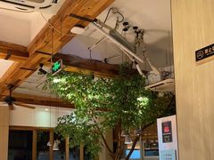 大堂-蜜桃餐厅·伴山(湖滨商业街店)