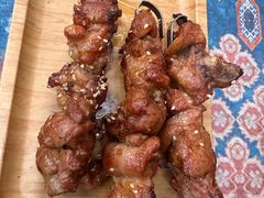 -乡村馕坑肉·烧烤·新疆菜·本地人更爱吃(阿勒泰首店)