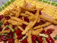-肥肥虾庄·金牌油焖大虾(杨园滨江时代walk店)