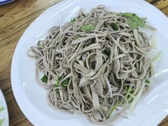 -溢心园香河肉饼总店