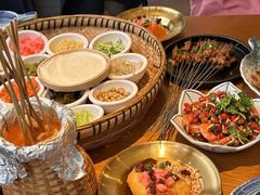 -包整·丝娃娃(一览甲秀楼风景店)