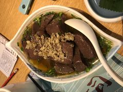 韭菜浸猪红-一笼小幸运