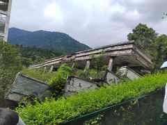 -四川汶川特大地震漩口中学遗址