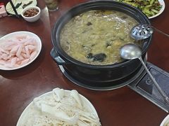 -菌之家·专业纯野生菌火锅·特色炒菌