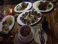 -Bamboo Bar & Grill Restaurant