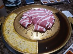 -猪啊牛呀羊啊铜盘烤肉(正大广场店)