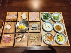 -银米·云南传统过桥米线(双廊黑金冠店)