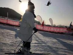 -辽阳弓长岭温泉滑雪场