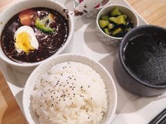 台湾卤肉饭-轻蔬不用等·素食(江苏路店)