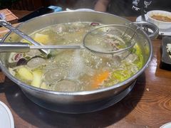 -乡土黄·鲜牛肉火锅·小龙虾(兴业街店)